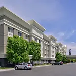 Hampton Inn Idaho Falls / Airport