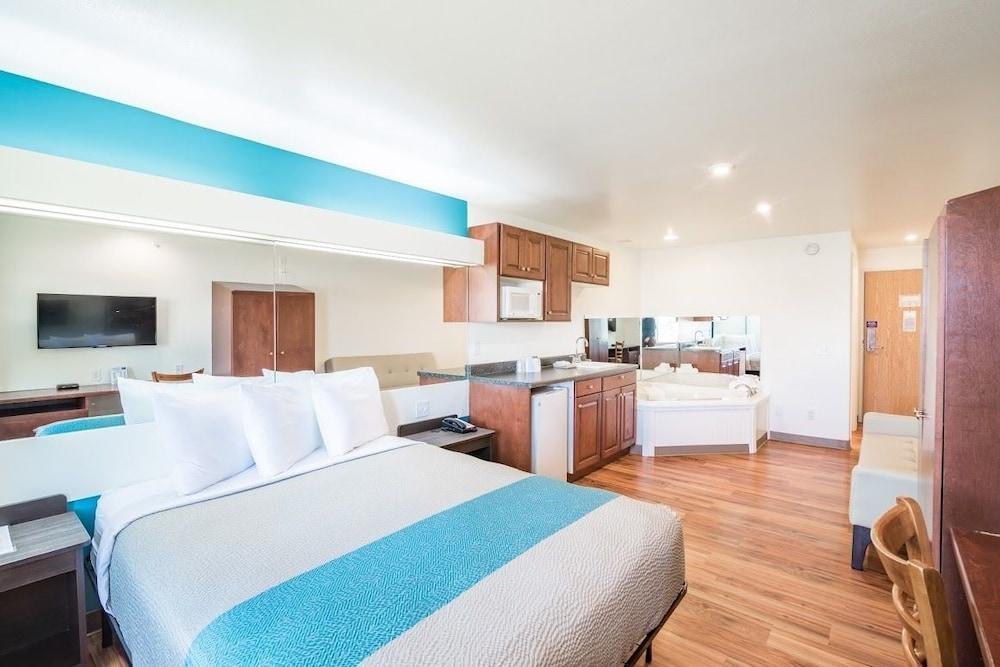 6-idaho Falls, Id - Snake River Hotel 2*