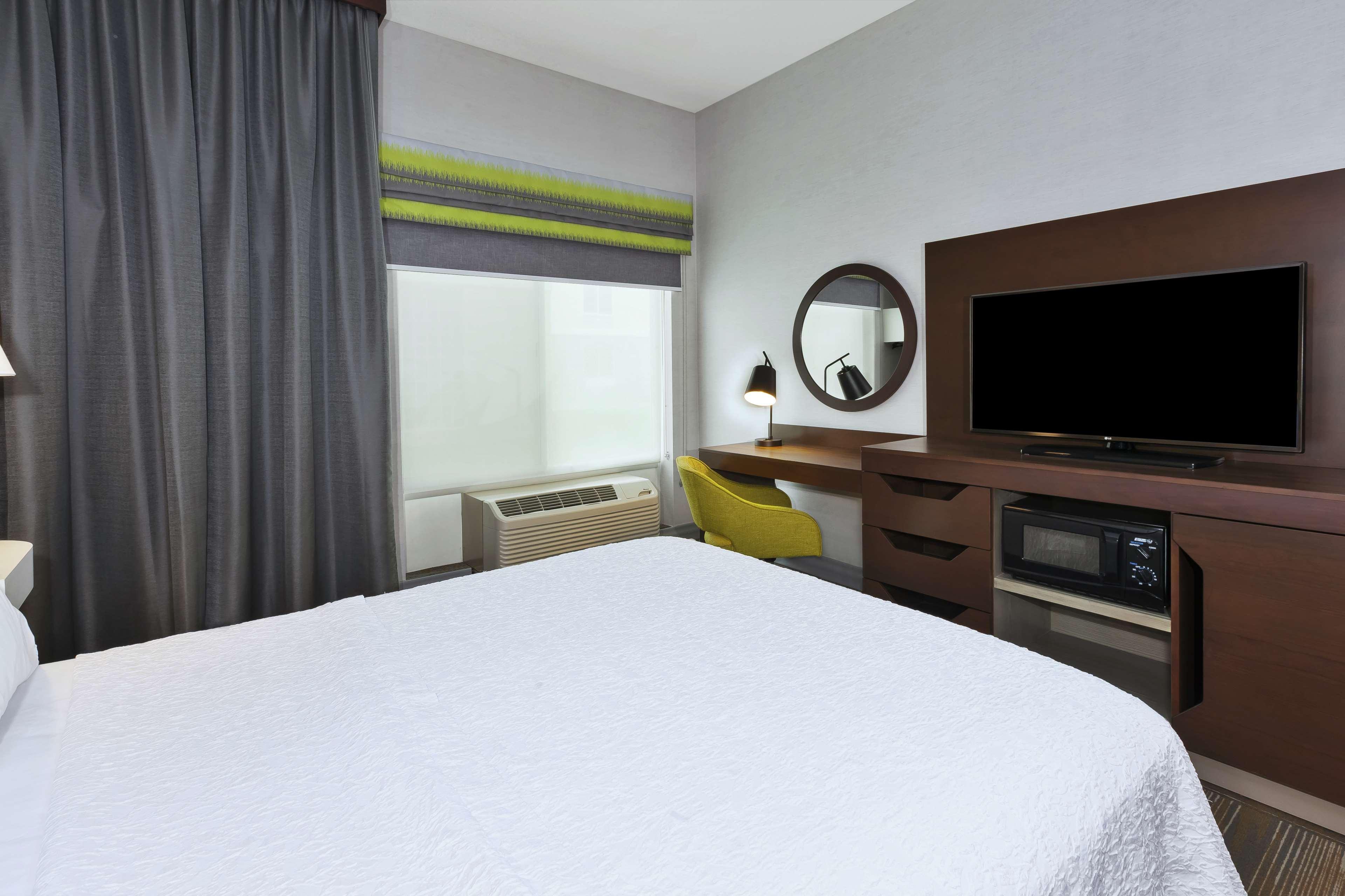 Hotel Hampton 4*