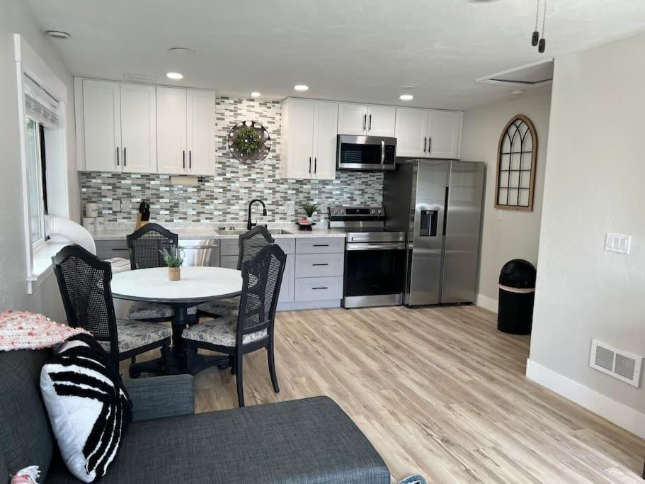 Apartment Guest 1996 #1 - Tranquil 1 Bedroom 1 Bath Idaho Falls