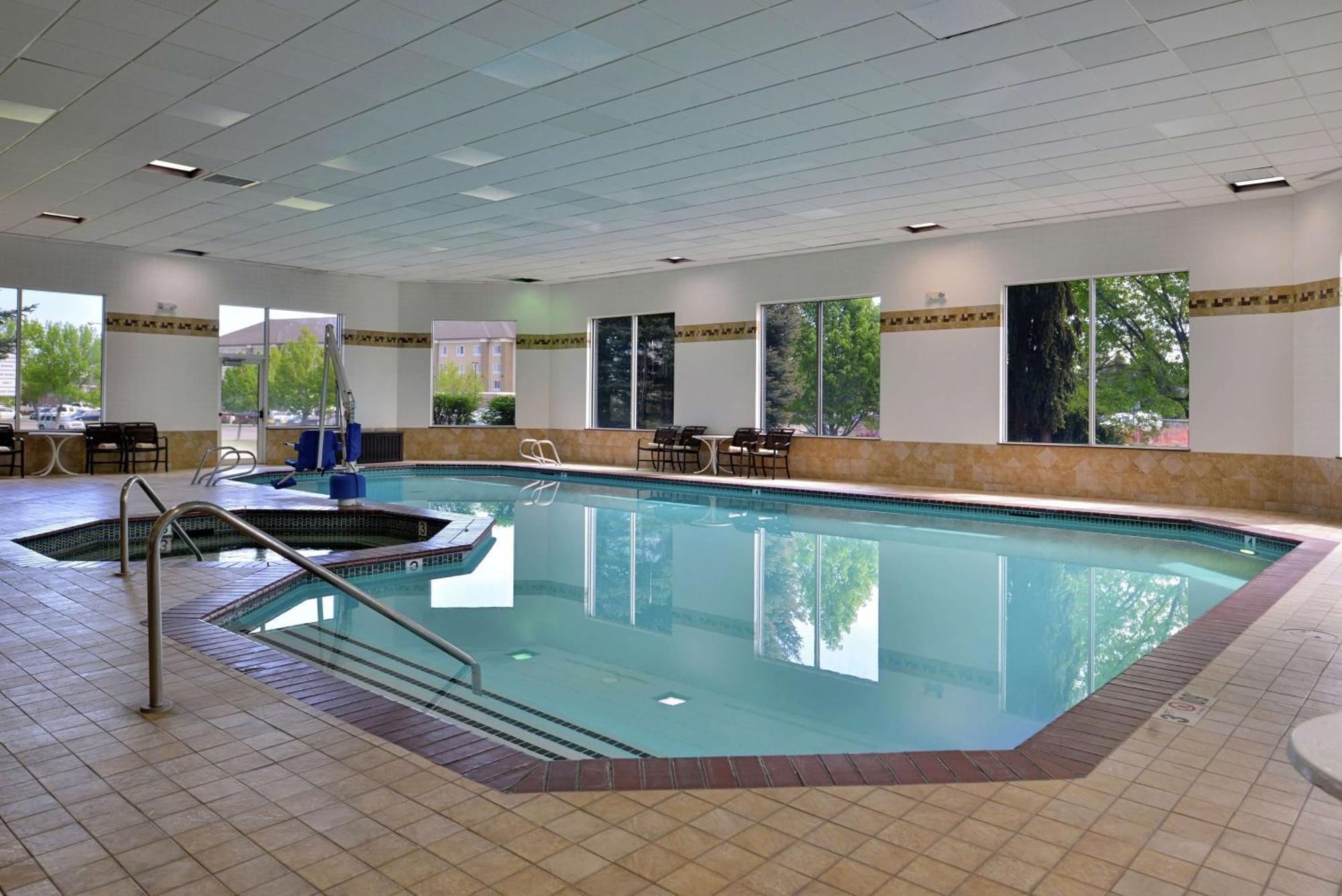 Hotel Hampton / Airport Idaho Falls