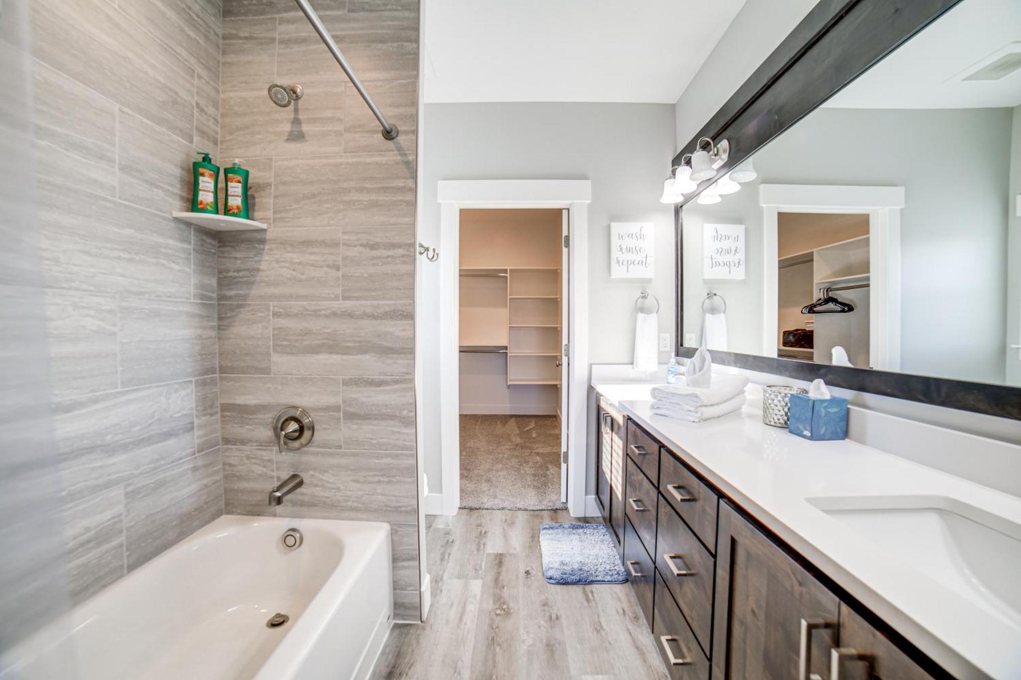 Holiday home Charming - 5 Mi To Downtown!