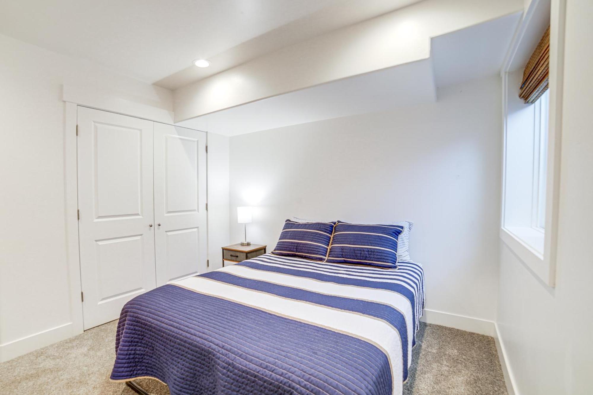 Holiday home Charming - 5 Mi To Downtown! *