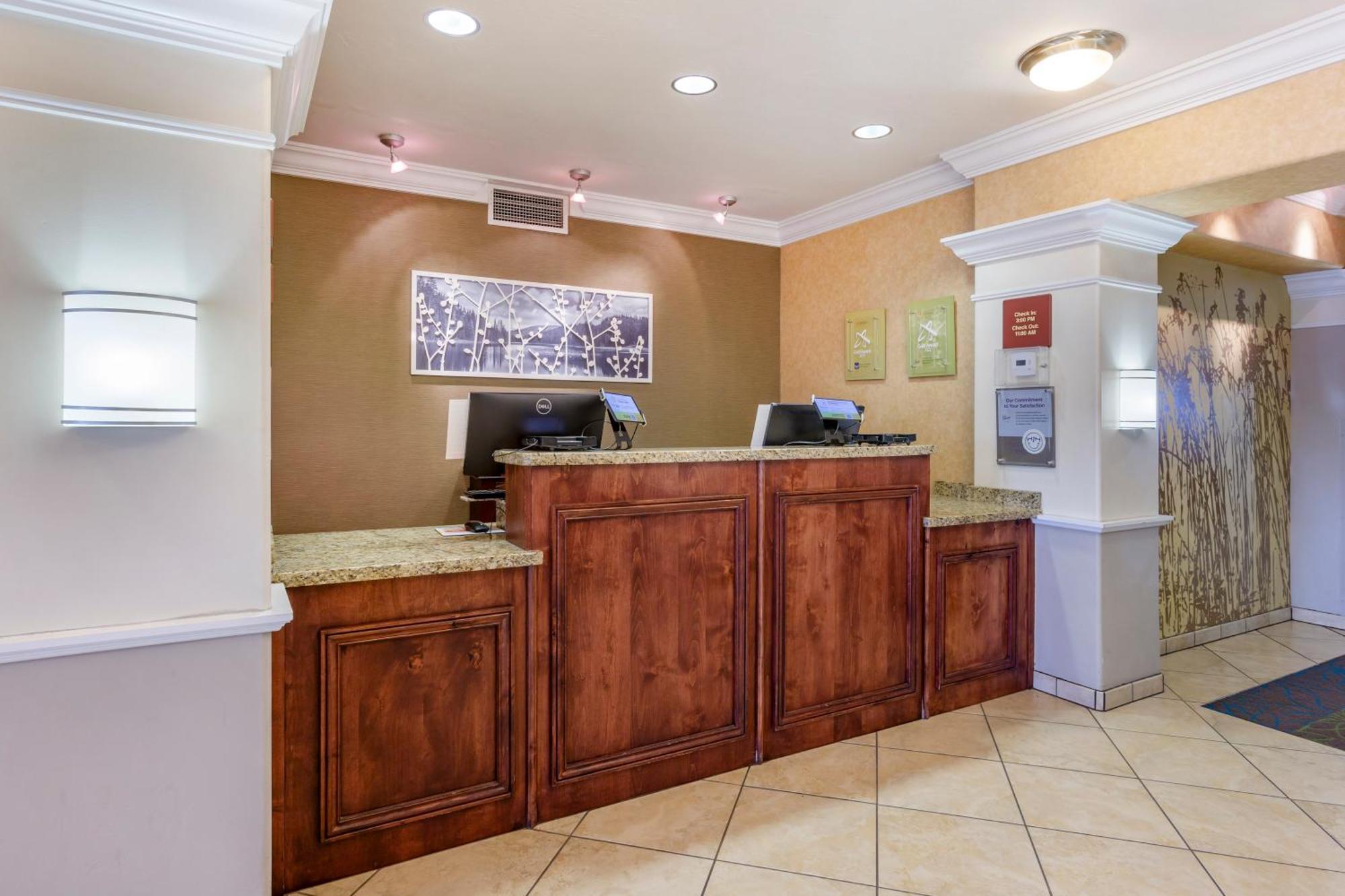 Garner Southwest By Ihg Hotel 3*