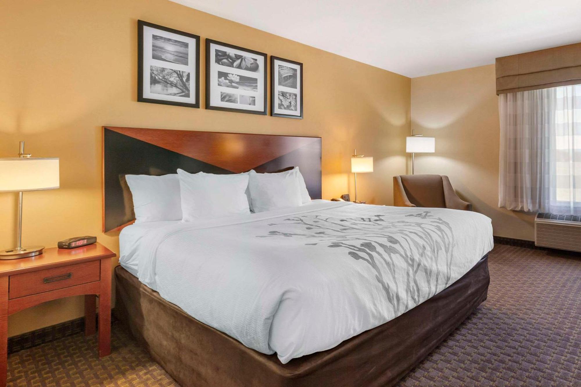 Garner Southwest By Ihg