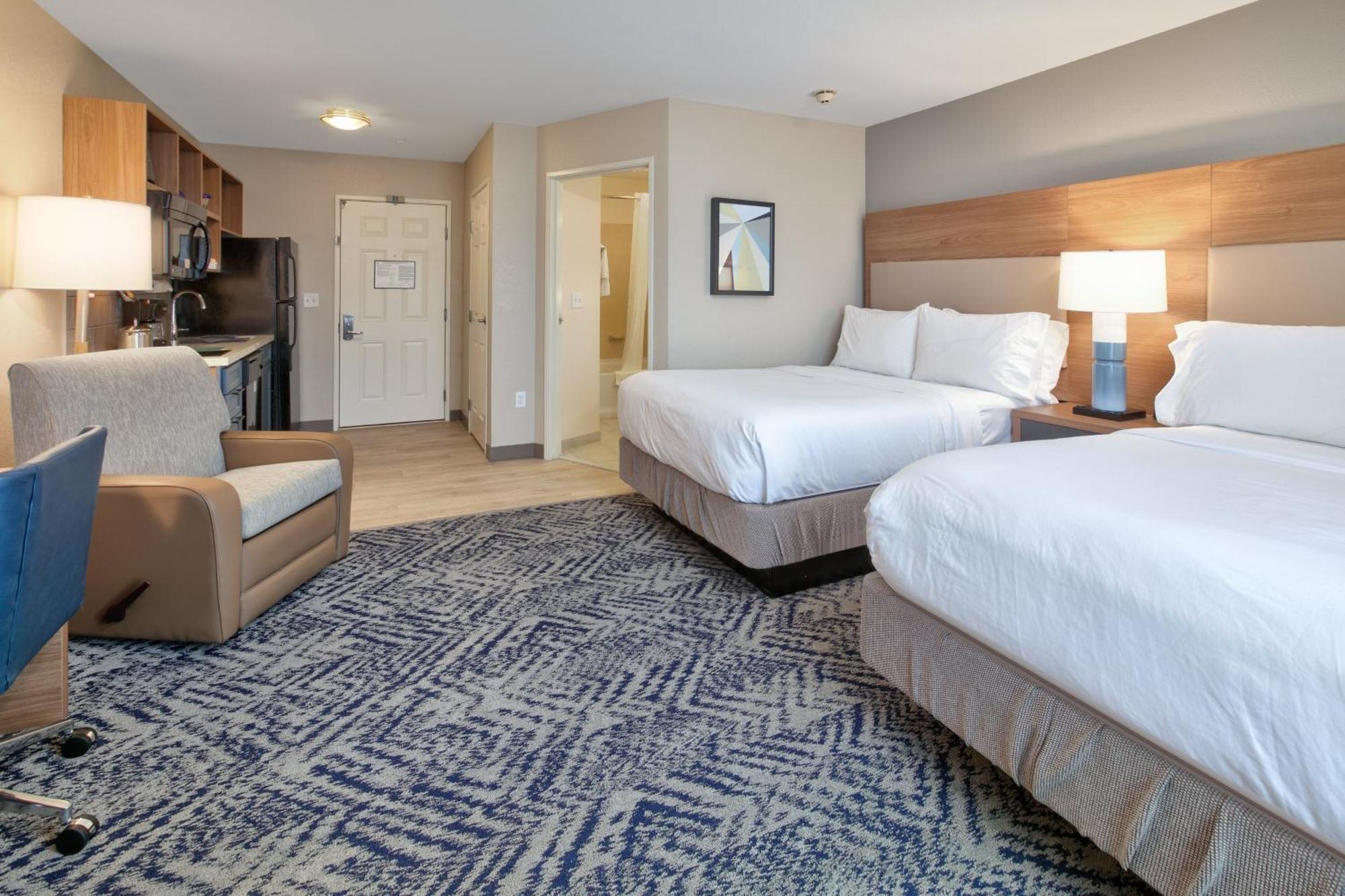 Candlewood By Ihg Hotel