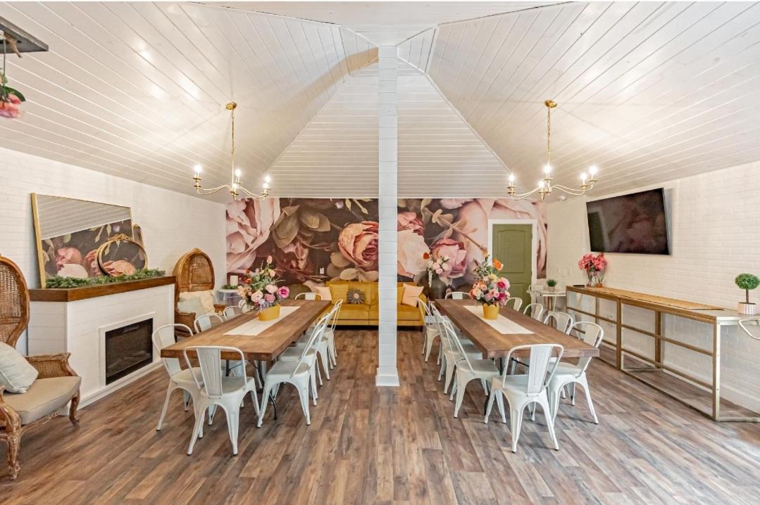 Holiday home Blooming And Event Venue Idaho Falls