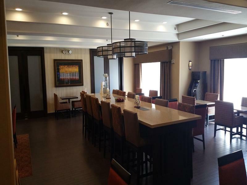 Hampton / Airport Hotel 3*