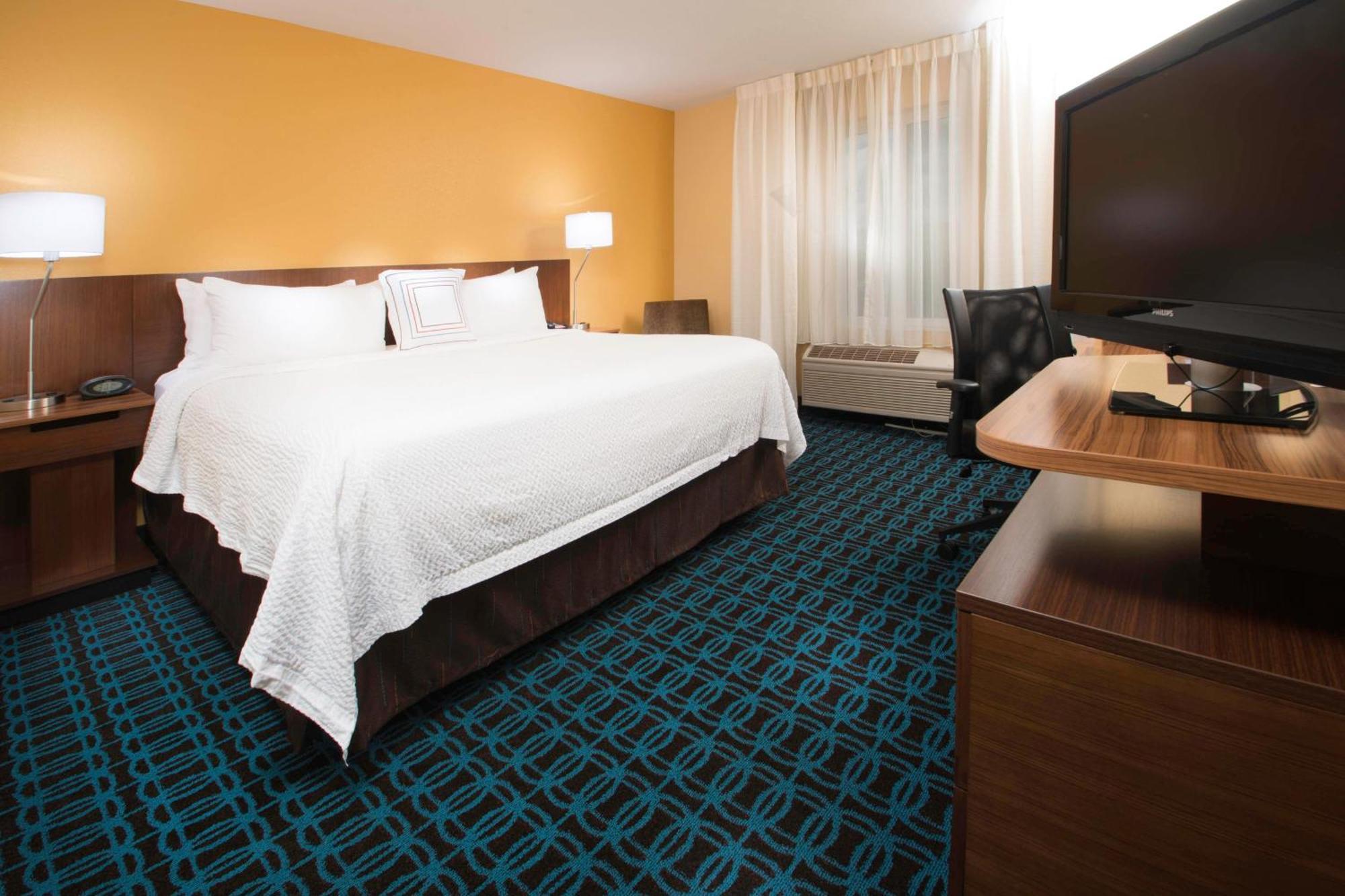 Hotel Fairfield &